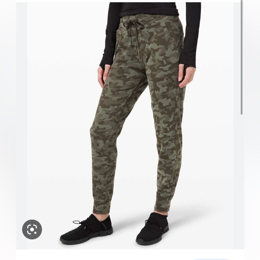 Lululemon Ready to Rulu Joggers